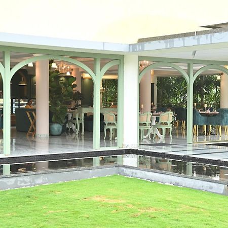 Kammasandra Nambiar Club Bellezea酒店 外观 照片