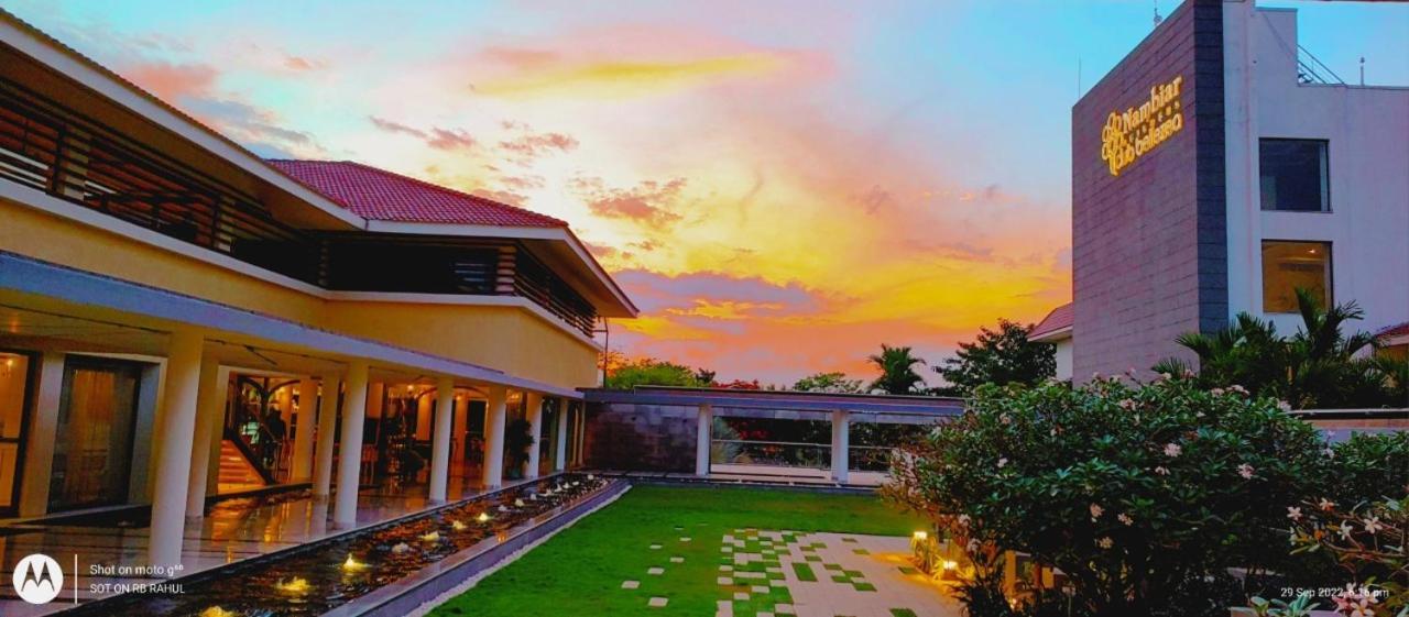 Kammasandra Nambiar Club Bellezea酒店 外观 照片